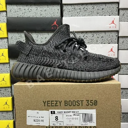 아디다스 [XQ] 이지 부스트 350 V2 FY4176 200775 Adidas Yeezy Boost 350 V2 Cinder