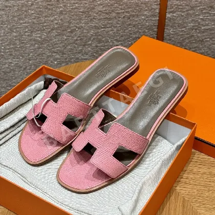 에르메스 오란 도마뱀 가죽 샌들 117450