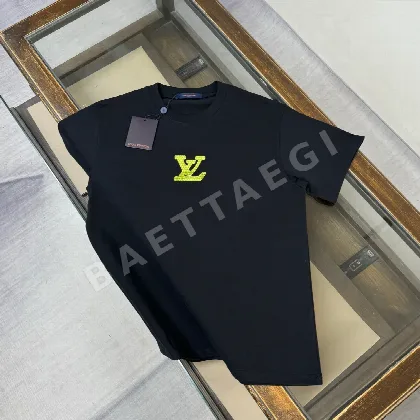 루이비통 유니섹스 반팔 티셔츠 48975