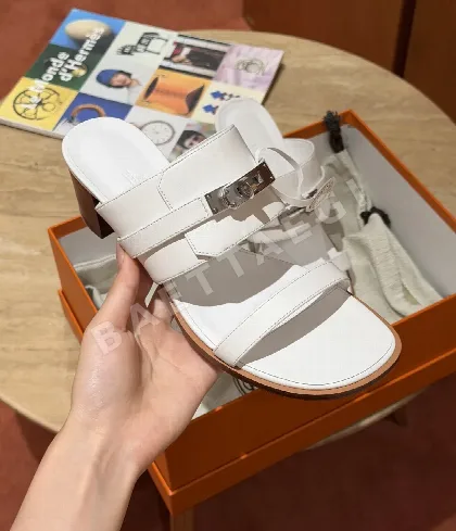 에르메스 샌들 흰색 가죽 189032