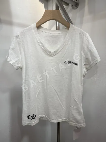 크롬하츠 불꽃 무늬 스크롤 V넥 여성 반팔 티셔츠 53087