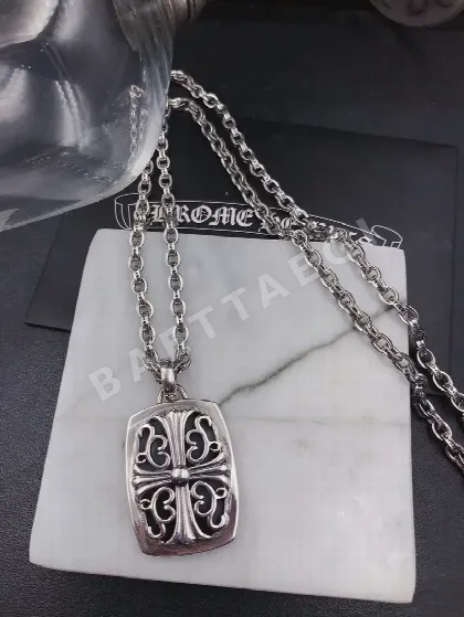 크롬하츠 순은 십자가 펜던트 목걸이 125659