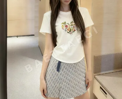 디올 여성 자수 프린트 반팔 티셔츠 45745