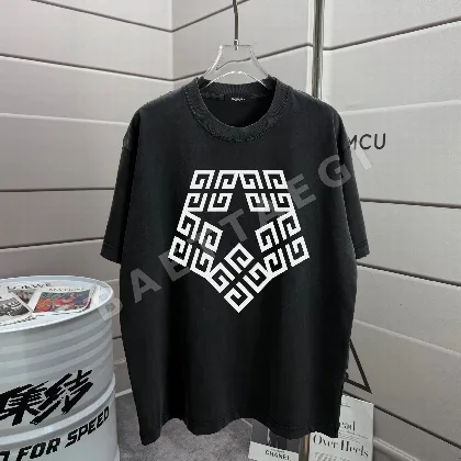 지방시 워싱 가공 데미지 크루넥 반팔 티셔츠 89944