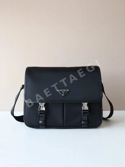 프라다 나일론 남성 메신저 숄더백 2VD768