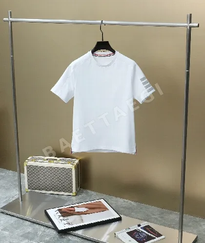 톰브라운 4바 스트라이프 남성 립 반팔 티셔츠 50509