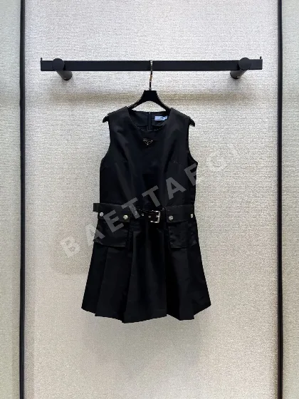 프라다 블랙 라운드넥 민소매 벨트 원피스 117776