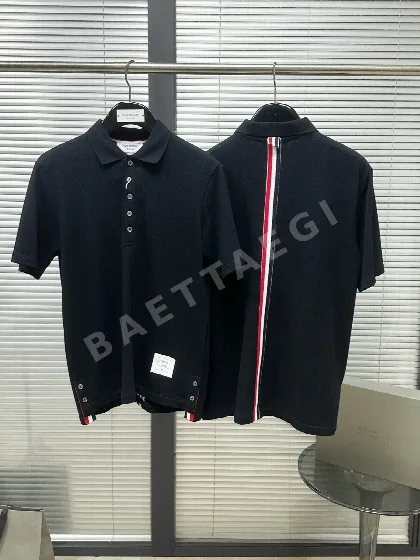톰브라운 남성 백 리본 코튼 피케 반팔 티셔츠 142863