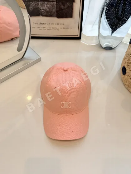 셀린느 코튼 키릴 문자가미 베이스볼캡 84106