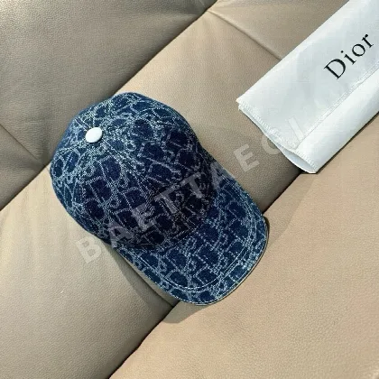 디올 모노그램 베이스볼 캡 133685