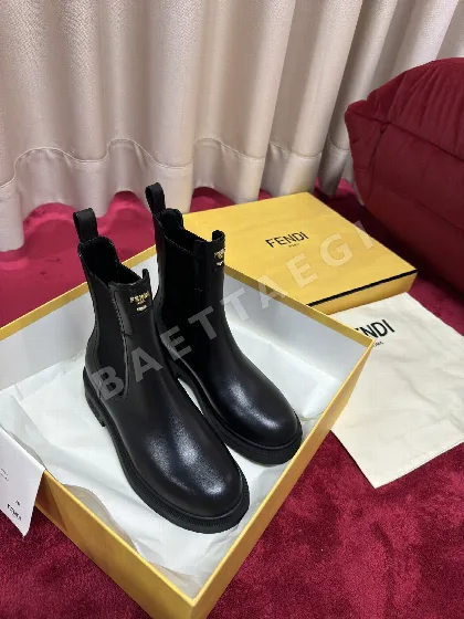 펜디 필로 가죽 모터사이클 부츠 93825