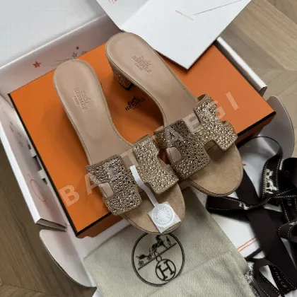 에르메스 오아시스 샌들 102390