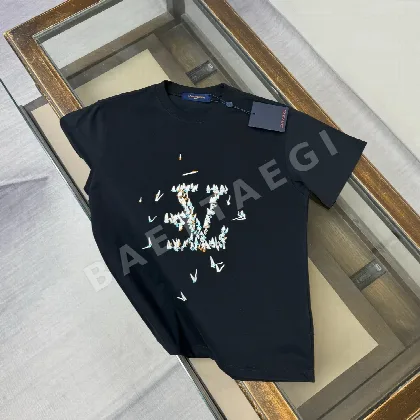 루이비통 남성 반팔 49009