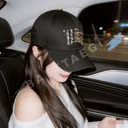 버버리 코튼 베이스볼 캡 81916