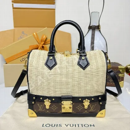 루이비통 스피디 반둘리에 22 핸드백 M28761