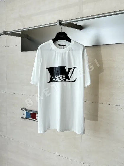 루이비통 카본 파이버 LV 로고 남성 반팔 티셔츠 48965
