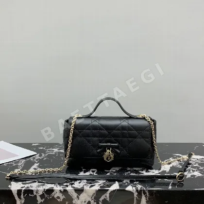 디올 리본 장식 램스킨 미니 탑핸들 가방 149978