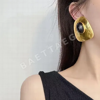 생로랑 레트로 모던 배색 귀걸이 65512