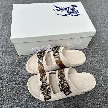 버버리 더블 스트랩 남성 슬리퍼 113437