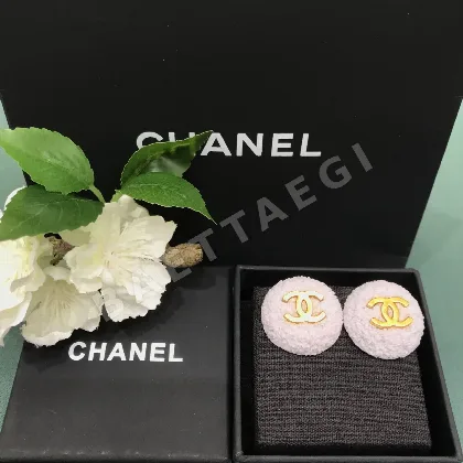 샤넬 퍼플 더블 C 스터드 귀걸이 125065
