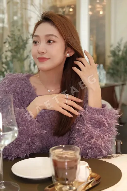 반클리프앤아펠 플로레트 다이아몬드 목걸이 63798
