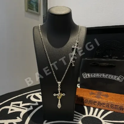 크롬하츠 크로스 펜던트 목걸이 125384