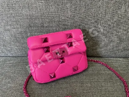 발렌티노 로만 스터드 나파 램스킨 미니 체인백 44281