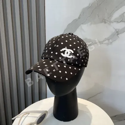 샤넬 자수 로고 베이스볼 모자 119085