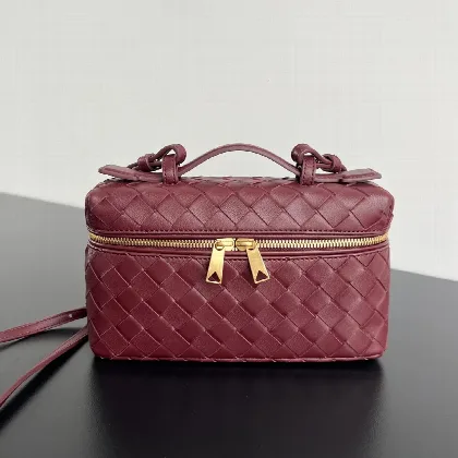 보테가베네타 뉴 베니티 케이스 숄더백 789109 5506