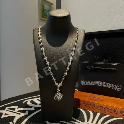 크롬하츠 크로스 플라워 주사위 펜던트 목걸이 125734