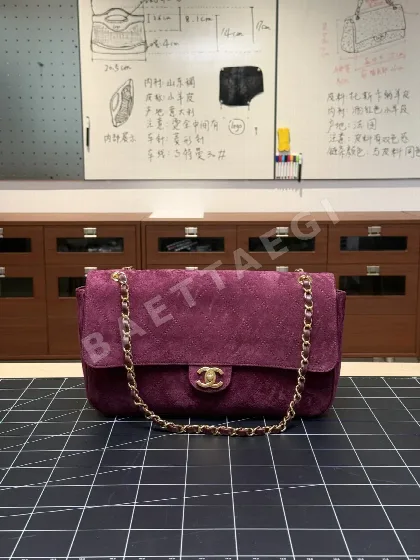 샤넬 26b 스몰 마우스캡 디아 플럼 레드 가방 143453