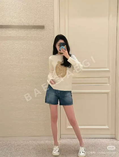 디올 가든 월드 3D 자수 울 실크 니트 긴팔 탑 151741