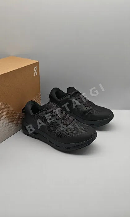 ON 클라우드존 러닝화 11833