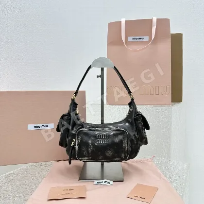 미우미우 가방 68059