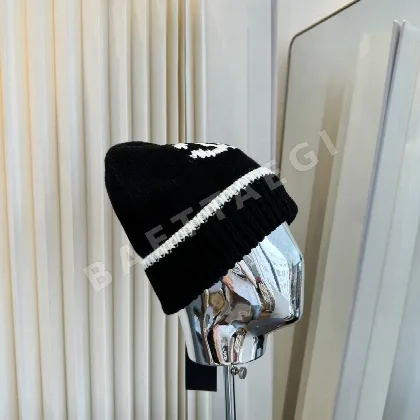 샤넬 클래식 비니 모자 185704