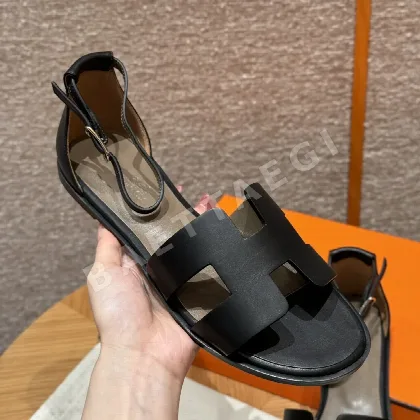 에르메스 산토리니 샌들 8555