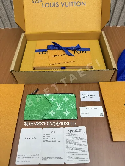 루이비통 올 스틸 지갑 21668