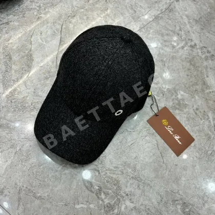 로로피아나 울 베이스볼 캡 119071
