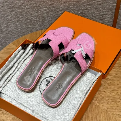 에르메스 오란 도마뱀 가죽 샌들 117448