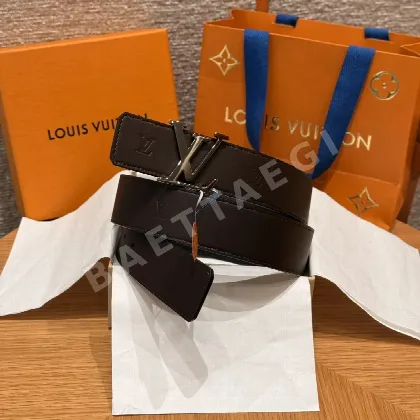 루이비통 엠보싱 카프스킨 스틸 버클 벨트 172343
