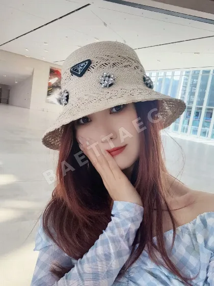 프라다 라피아 시스루 밀짚모자 84971