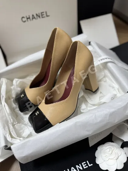 샤넬 26S 컬렉션 스퀘어토 청키 힐 신발 88922