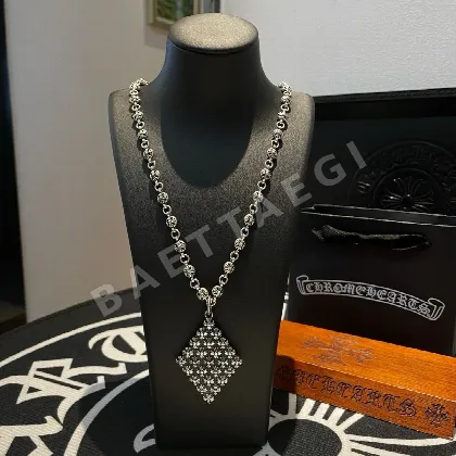 크롬하츠 크로스 플라워 펜던트 목걸이 62205