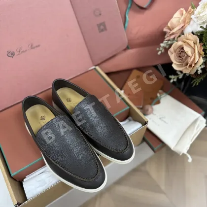 로로피아나 오픈워크 화이트 남성 로퍼 93257