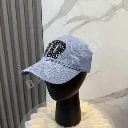 발렌시아가 자수 로고 야구모자 81803