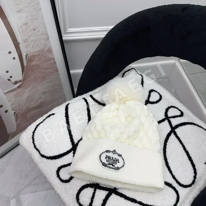 프라다 스트라이프 니트 모자 84930
