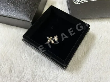 크롬하츠 크로스 피쉬테일 오픈 반지 63071