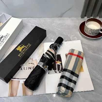 버버리 자동 접이식 우산 85497