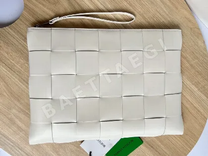 보테가베네타 우븐 카프스킨 핸드백 649616 4813