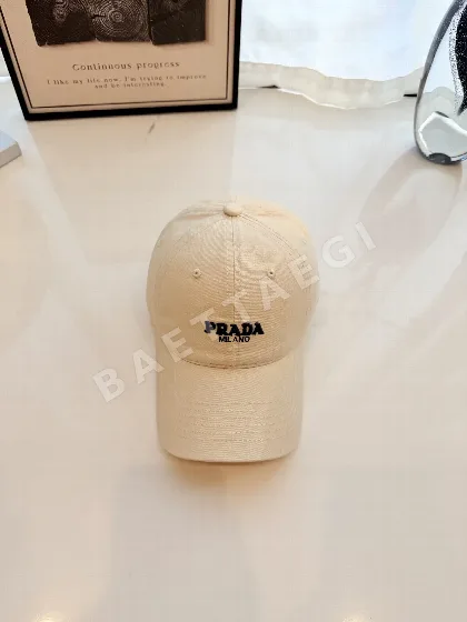 프라다 심플 야구모자 84953